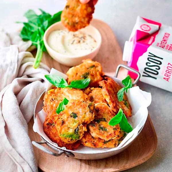 VEGETABLE FRITTERS WITH RICE