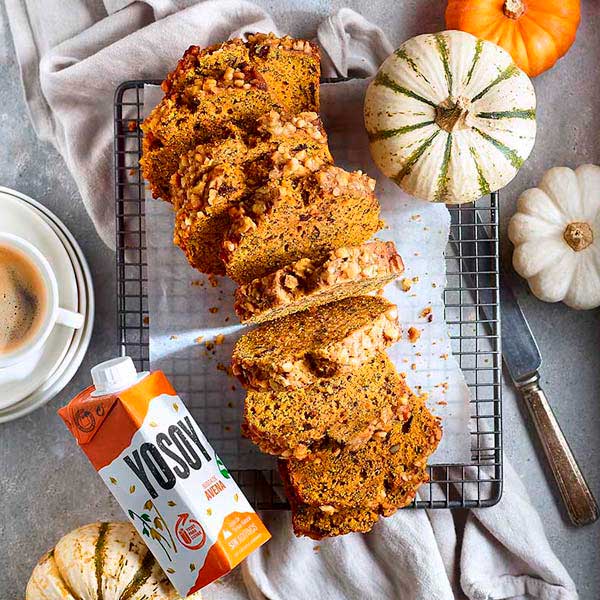 PUMPKIN CAKE