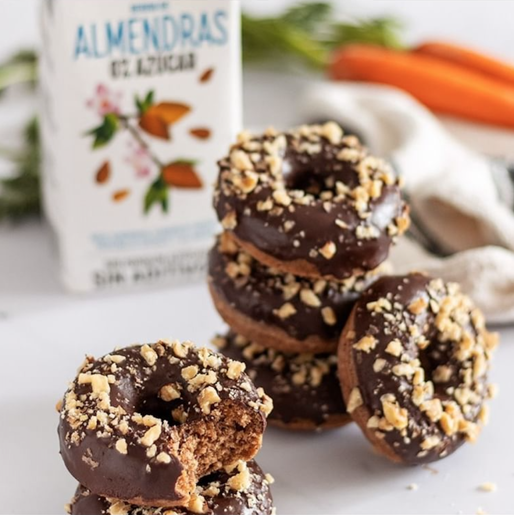 CARROT CAKE DONUTS